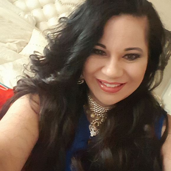 Meet your Posher, Kelly - Picture 1 of 1